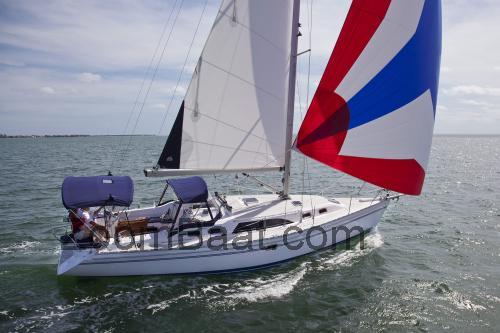 Catalina 385 	Spesifikasjoner og anmeldelser